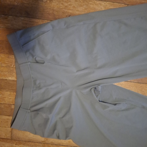 HALARA Wide-Leg High-Rise Pants in Gray - Picture 2 of 3